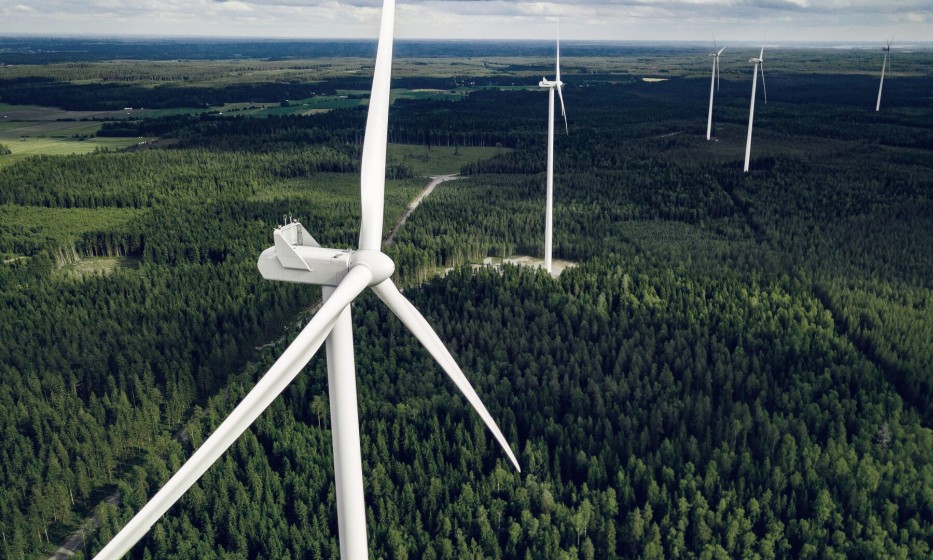 aerial-view-of-windmills-in-summer-forest-in-finland
