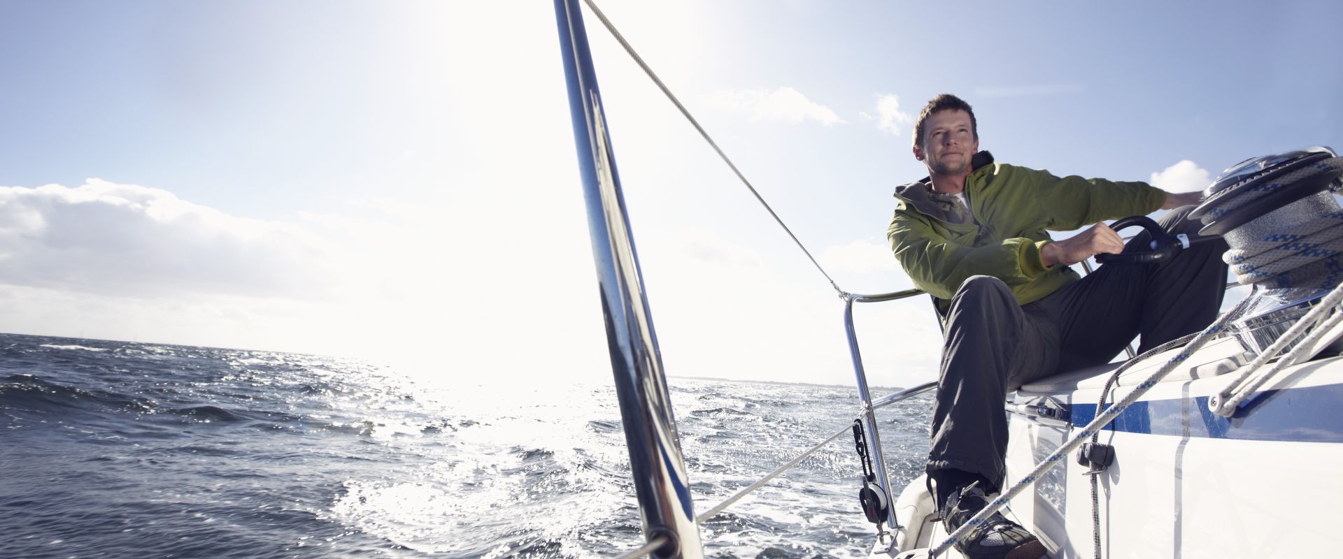 enjoying-windy-sailing-conditions